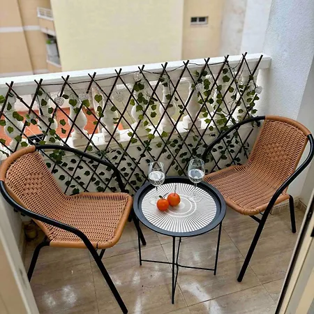 Modern 2-bedroom Апартаменты *