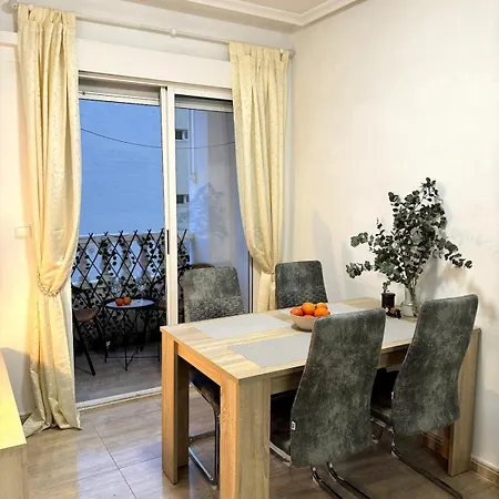 Modern 2-bedroom Апартаменты Торевьиа
